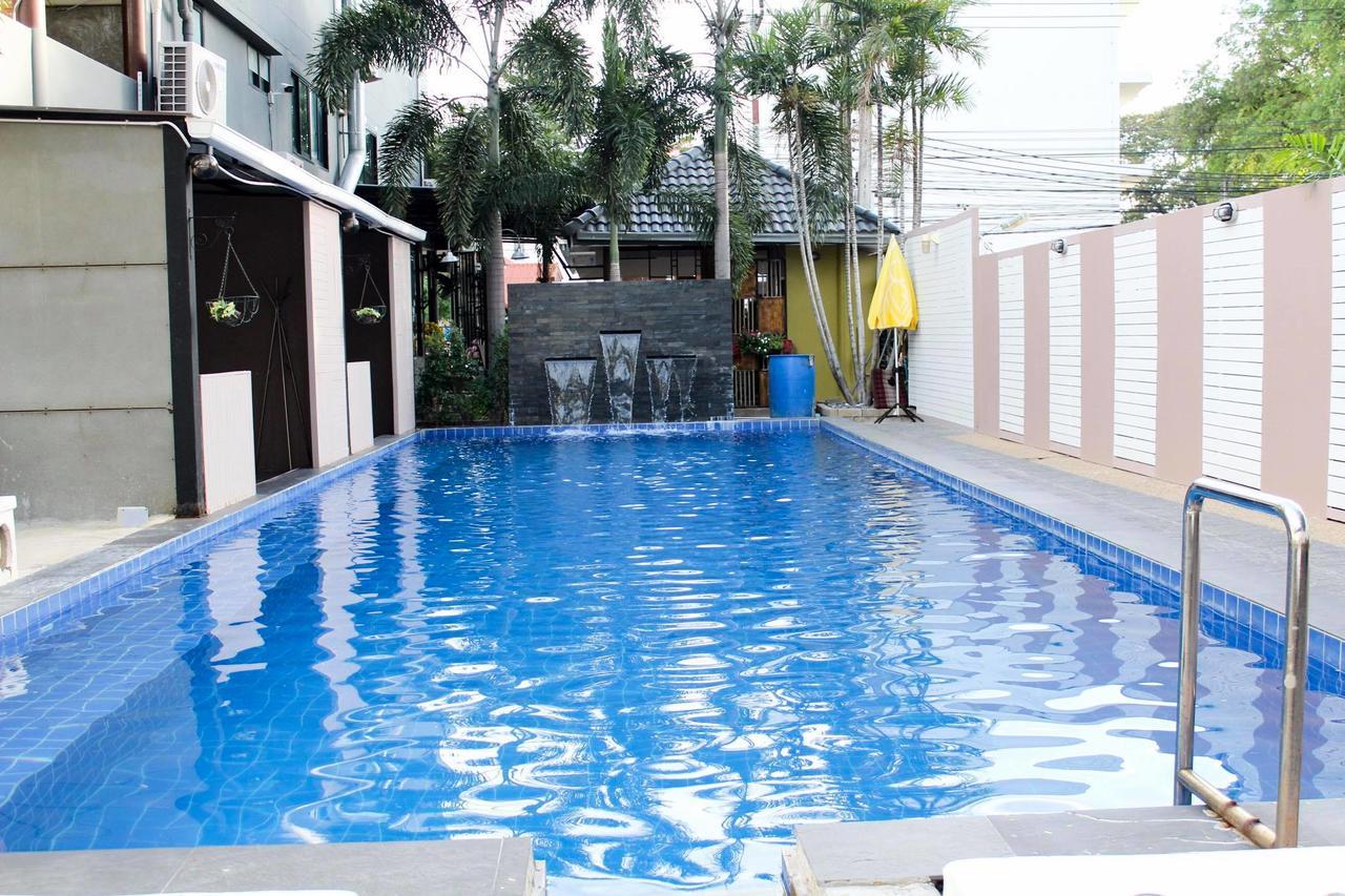 Hotel Royal Nine Kanchanaburi Exteriér fotografie